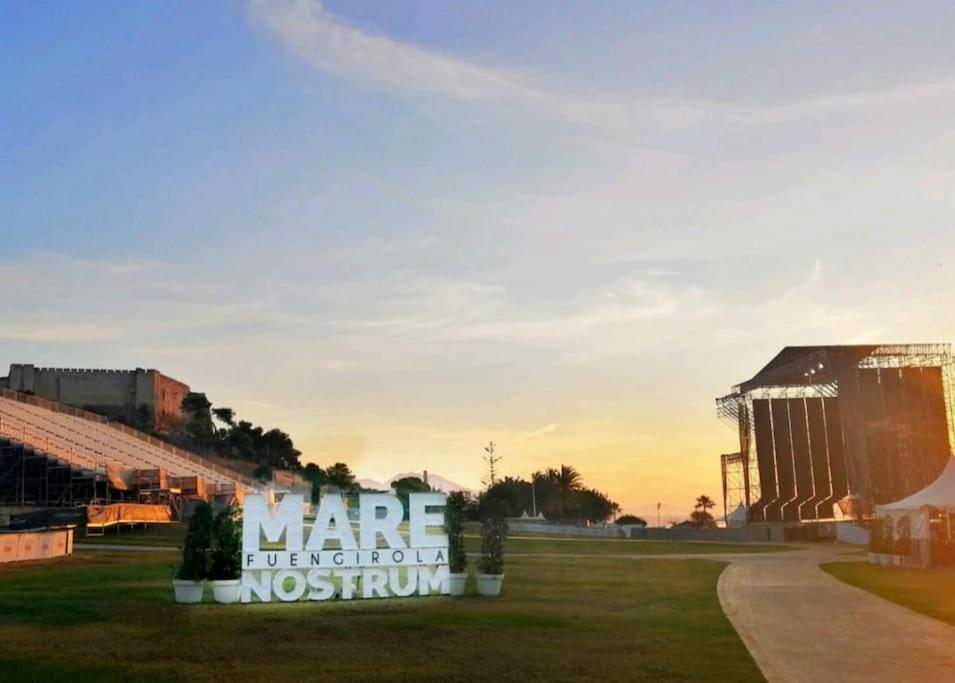 Apartamento Boutique Miramar Playa, Garaje Opcional ฟูเอนฮิโรลา ภายนอก รูปภาพ