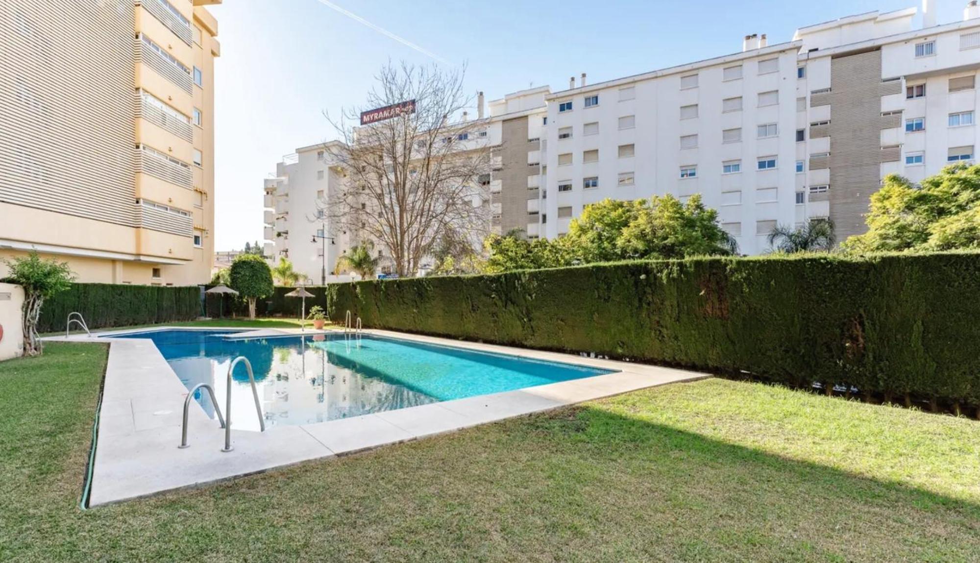Apartamento Boutique Miramar Playa, Garaje Opcional ฟูเอนฮิโรลา ภายนอก รูปภาพ